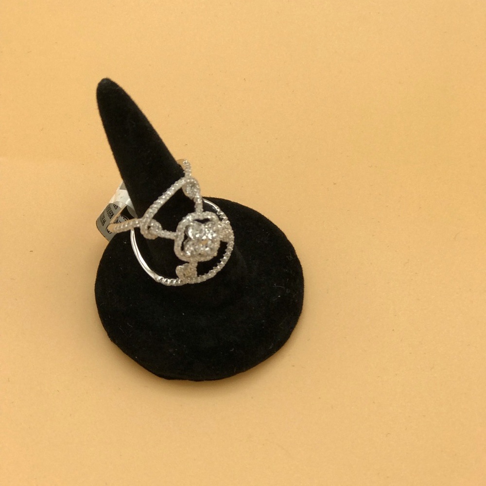 Sterling Silver White Diamond Simulant Ring.